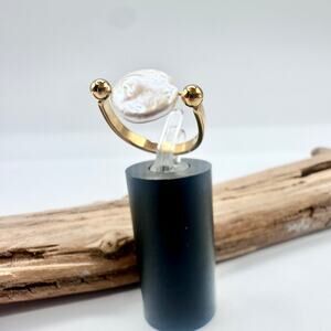 18K Gold Baroque Pearl Ring – Non-Tarnish Stainless Steel
